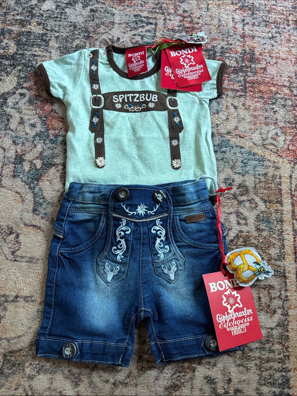 BONDI Two-Piece Kids Outfit - Mint Green Top & Blue Denim Shorts